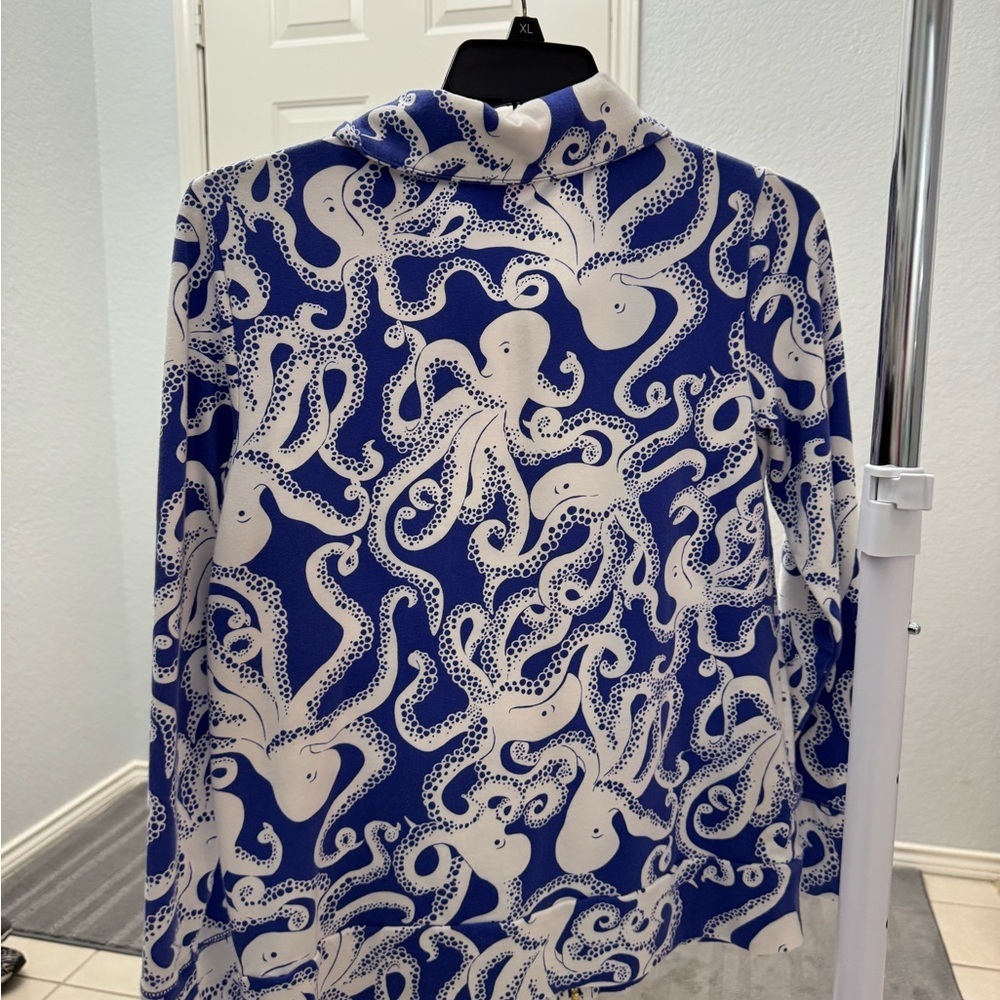 Lilly Pulitzer. Zip up sweater. Women’s large - Picture 2 of 3